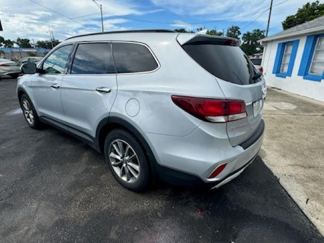 2018 Hyundai Santa Fe Se VIN: KM8SMDHF8JU262464 Lot: 60705304