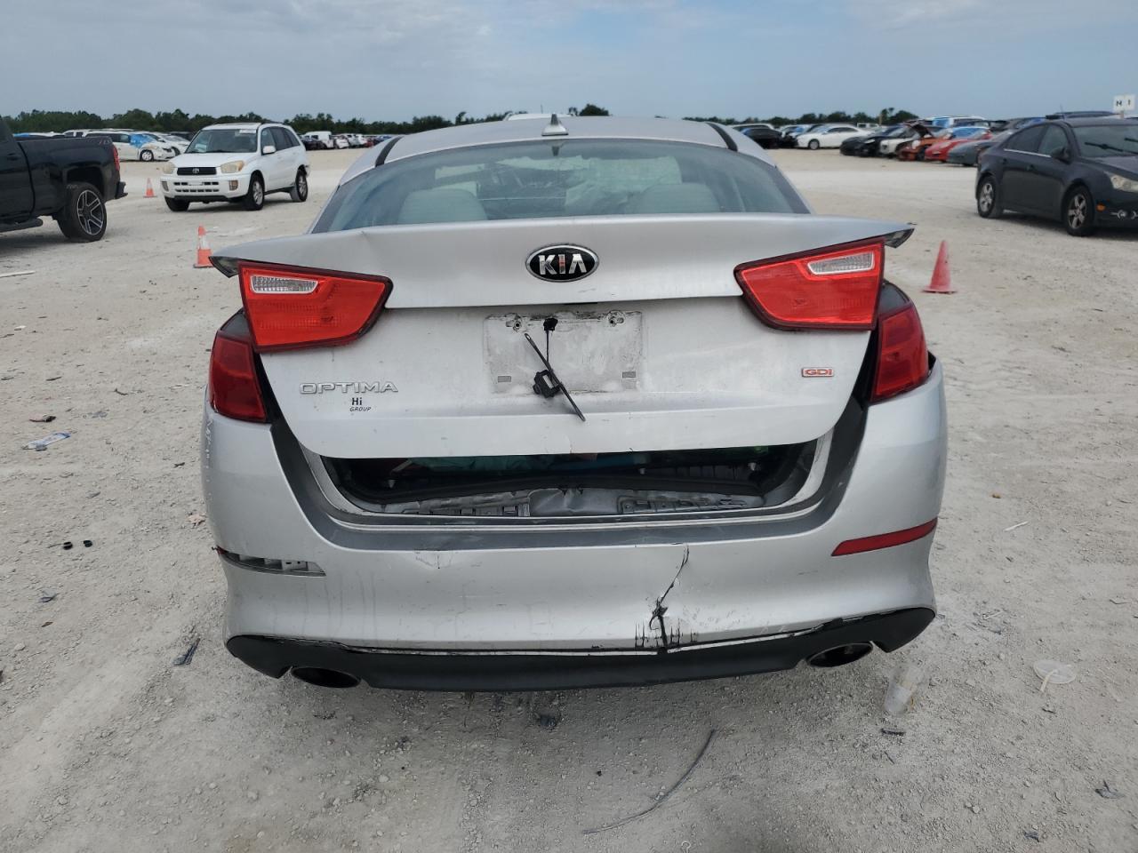 5XXGM4A7XEG325492 2014 Kia Optima Lx