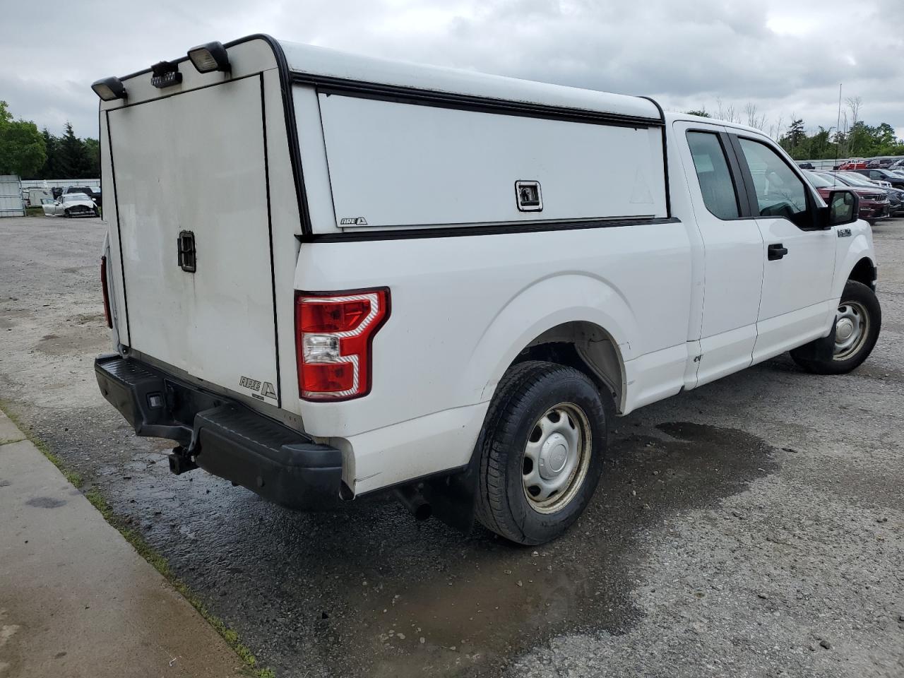 2018 Ford F150 Super Cab vin: 1FTEX1CB9JKF06274