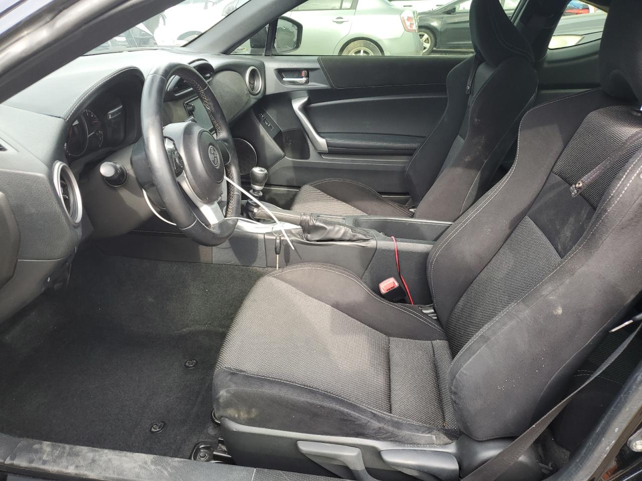 JF1ZNAA15H9711373 2017 Toyota 86 Base