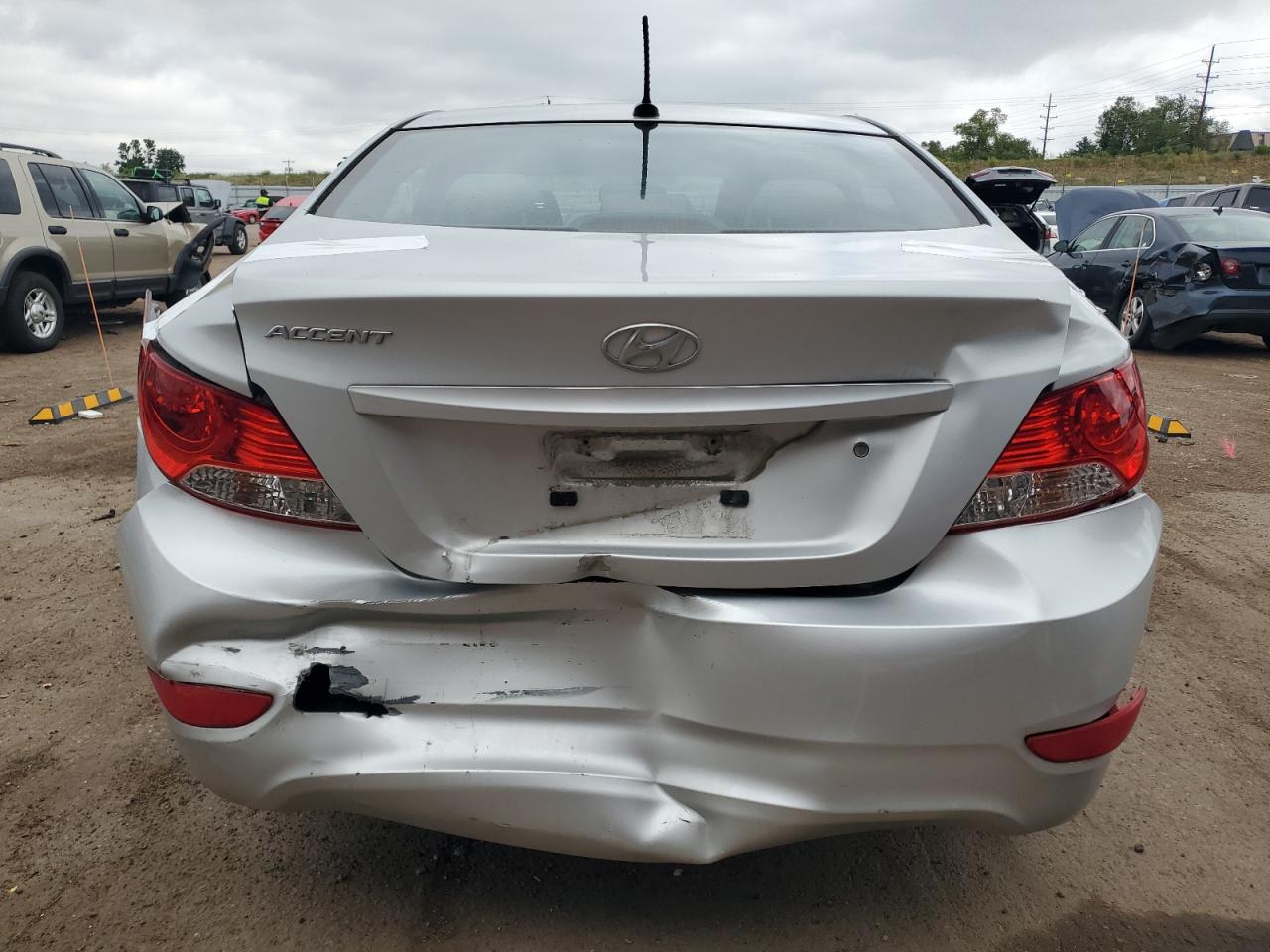 KMHCU4AEXEU776277 2014 Hyundai Accent Gls