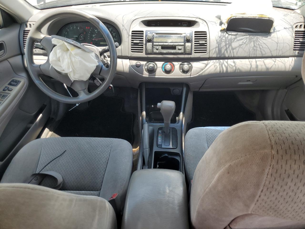 4T1BE32K74U366509 2004 Toyota Camry Le