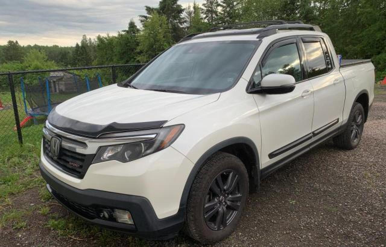 2017 Honda Ridgeline Sport vin: 5FPYK3F13HB503914