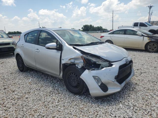 2016 TOYOTA PRIUS C - JTDKDTB34G1131703