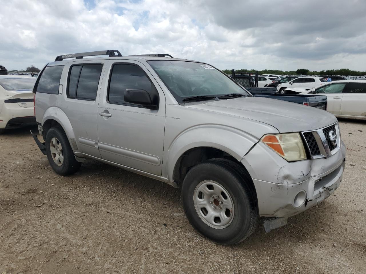 5N1AR18U25C770483 2005 Nissan Pathfinder Le