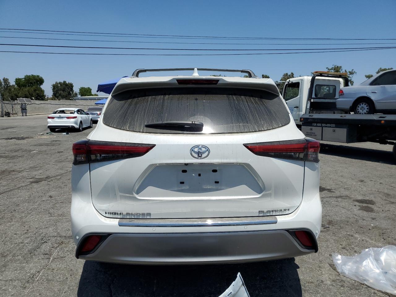 5TDFZRAH4NS127153 2022 Toyota Highlander Platinum