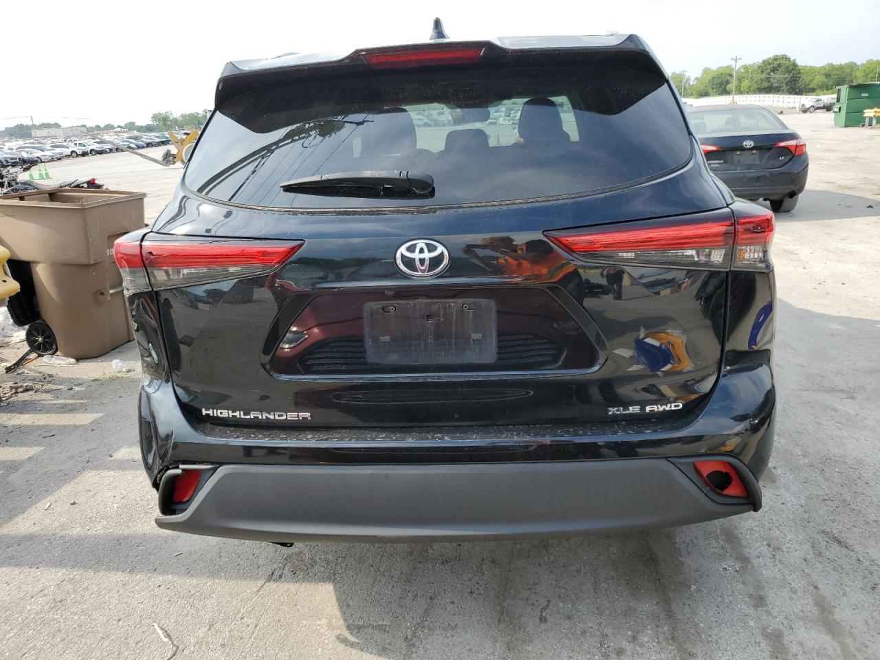 Lot #2855466707 2021 TOYOTA HIGHLANDER