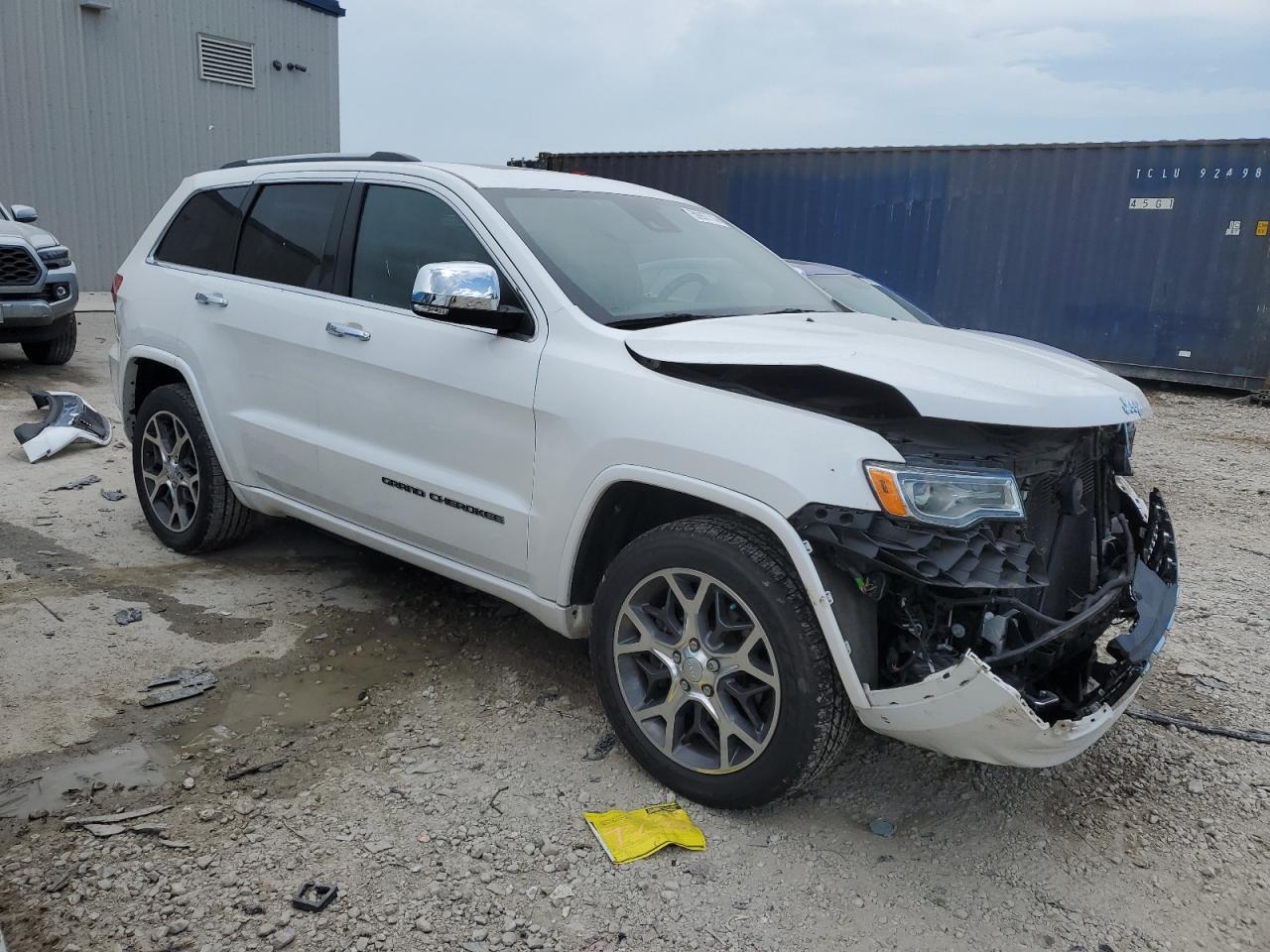 1C4RJFCT4KC655647 2019 Jeep Grand Cherokee Overland