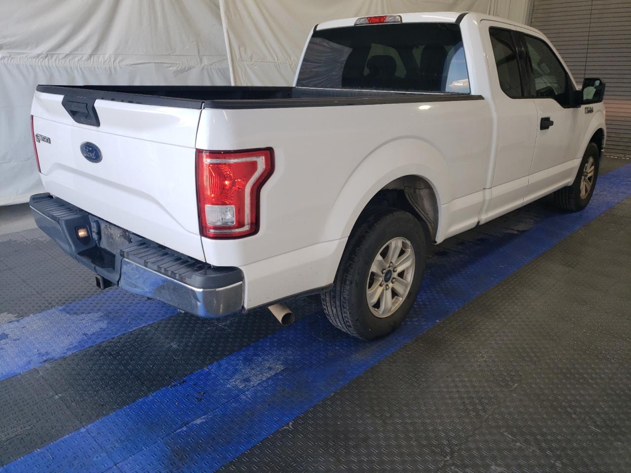 2017 Ford F150 Super Cab vin: 1FTEX1C89HKC50216