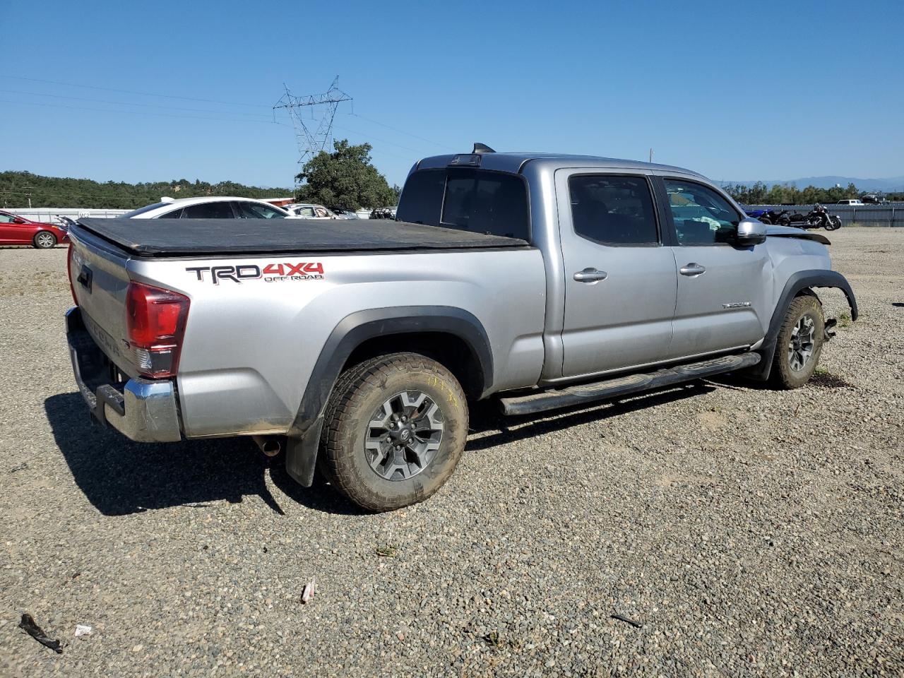 2018 Toyota Tacoma Double Cab vin: 3TMDZ5BN8JM036482