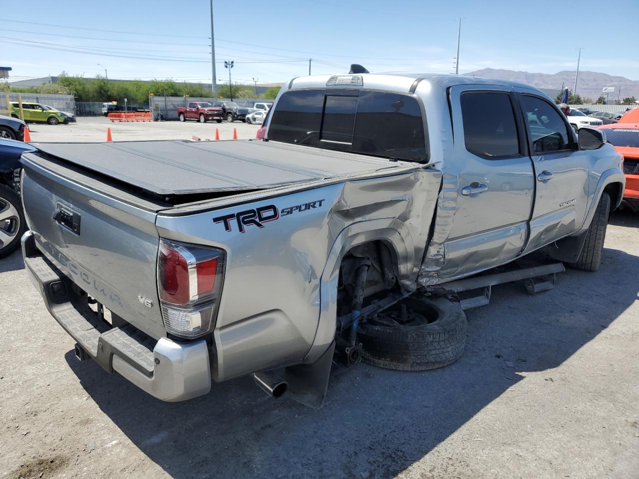 2022 Toyota Tacoma Double Cab vin: 3TMAZ5CN5NM176951