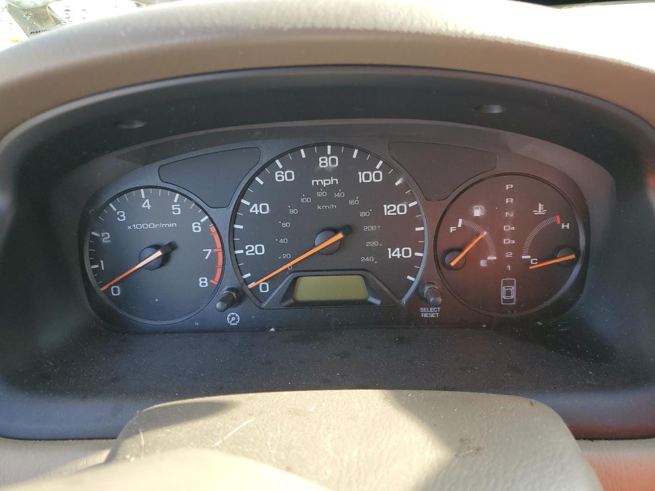 1HGCG5642YA137190 2000 Honda Accord Lx