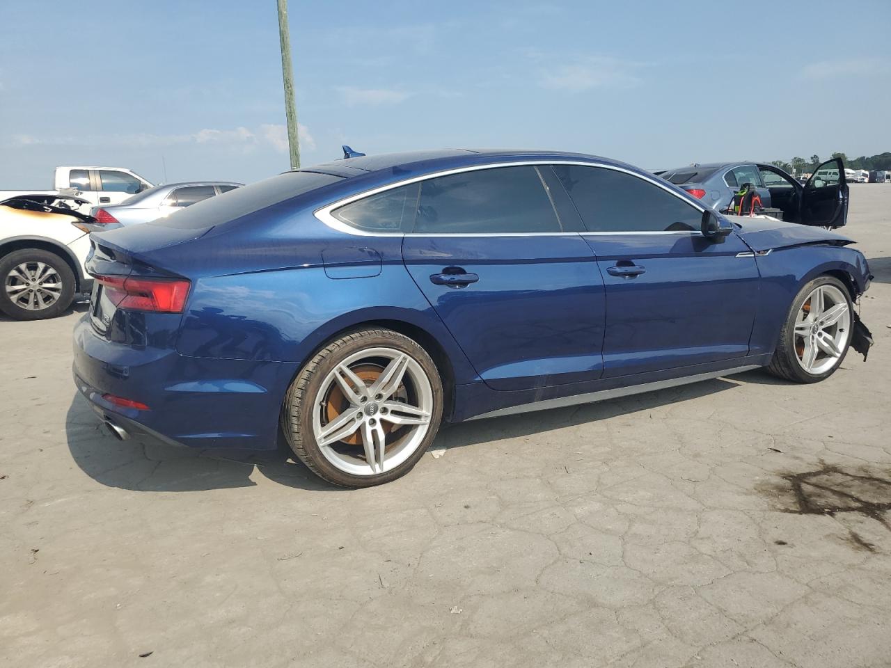 2018 Audi A5 Prestige S-Line vin: WAUFNCF58JA010459