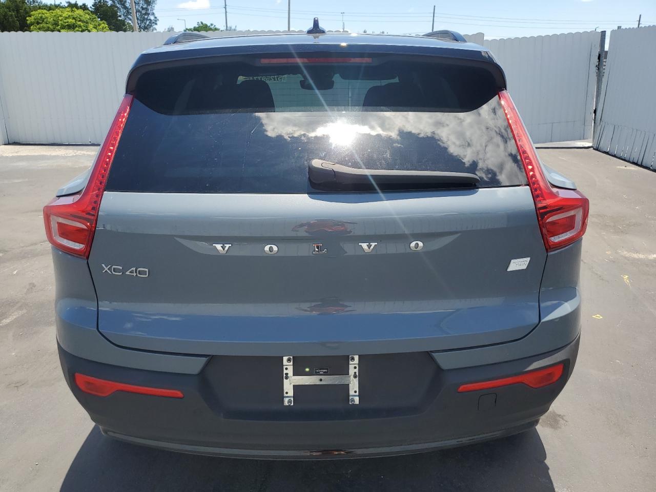 2023 Volvo Xc40 Recharge Plus vin: YV4ED3UW3P2060408