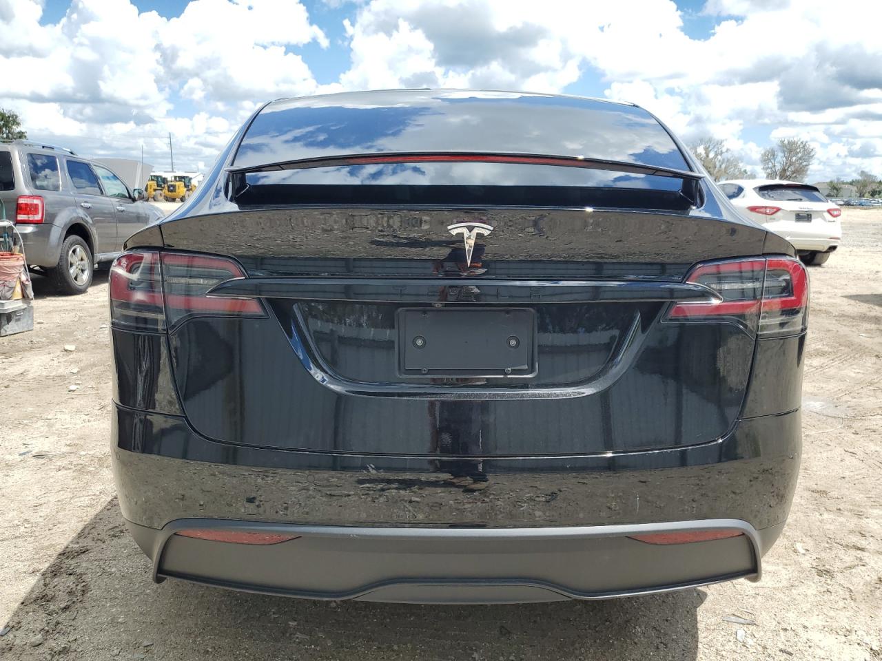 7SAXCAE50PF380763 2023 Tesla Model X