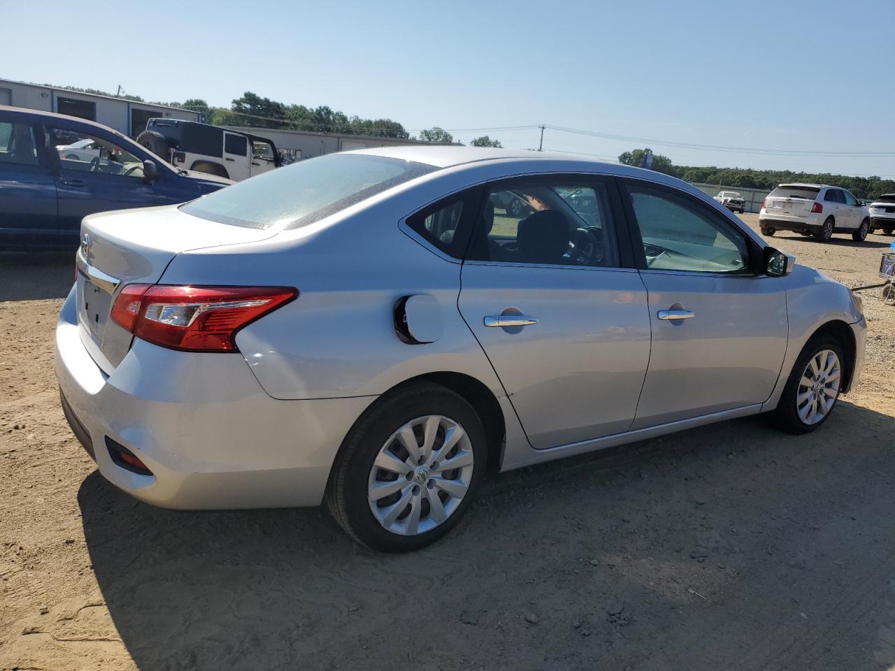 2018 Nissan Sentra S vin: 3N1AB7AP6JY301157