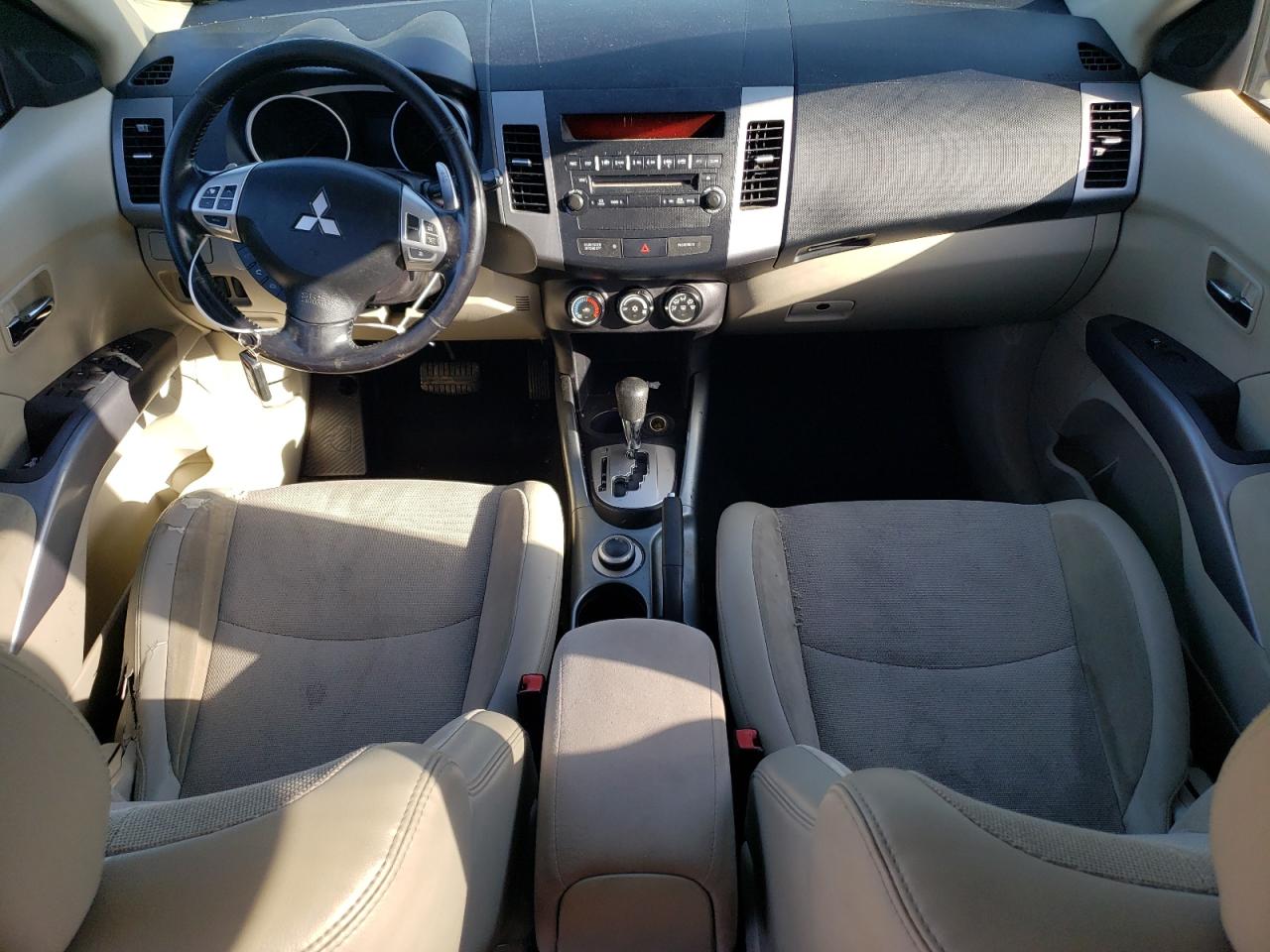 JA4AT3AW9AZ017922 2010 Mitsubishi Outlander Se