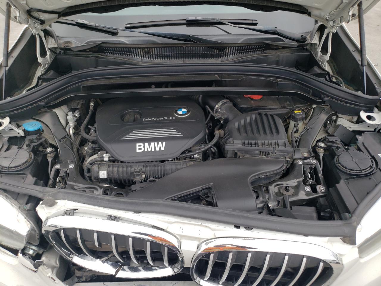 WBXHT3C30H5F87726 2017 BMW X1 xDrive28I