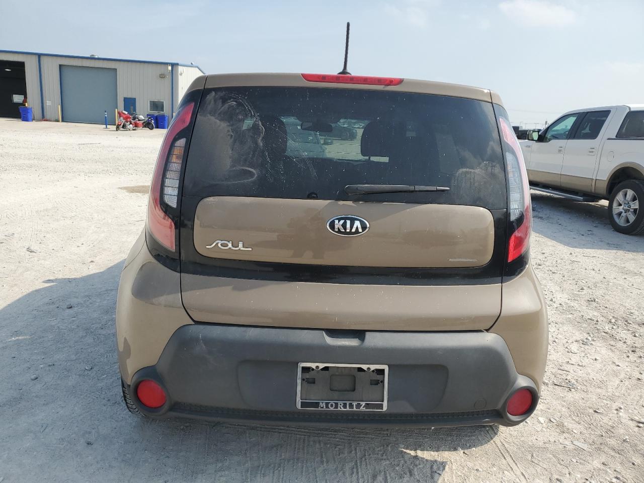 KNDJN2A24G7299981 2016 Kia Soul