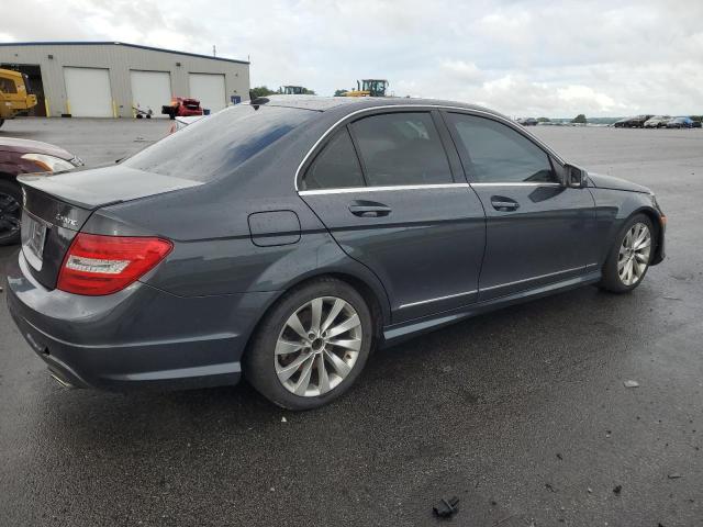 VIN WDDGF8AB2DR292348 2013 Mercedes-Benz C-Class, 3... no.3