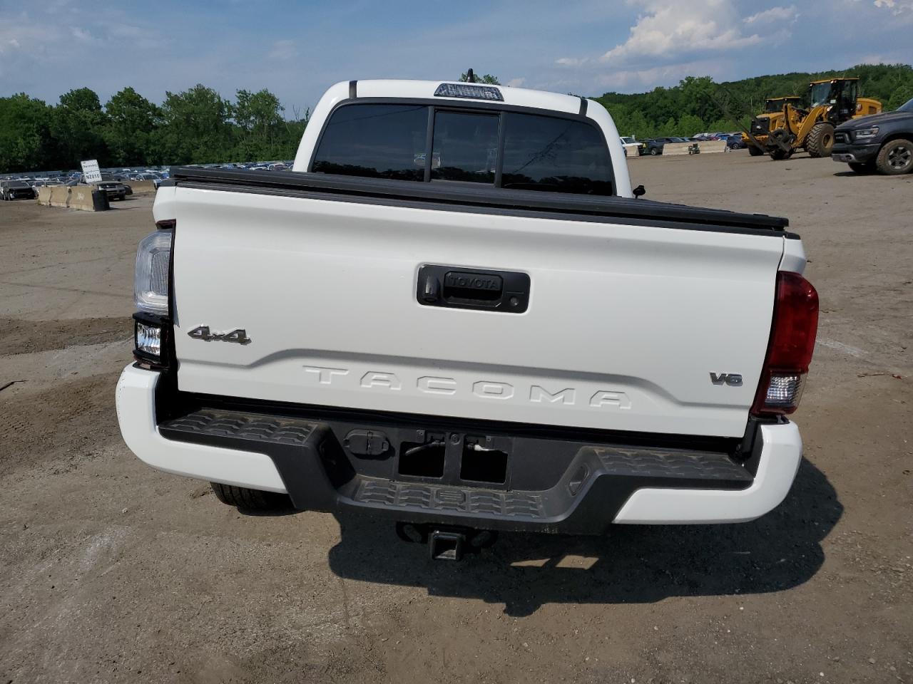 Lot #2994088366 2023 TOYOTA TACOMA DOU