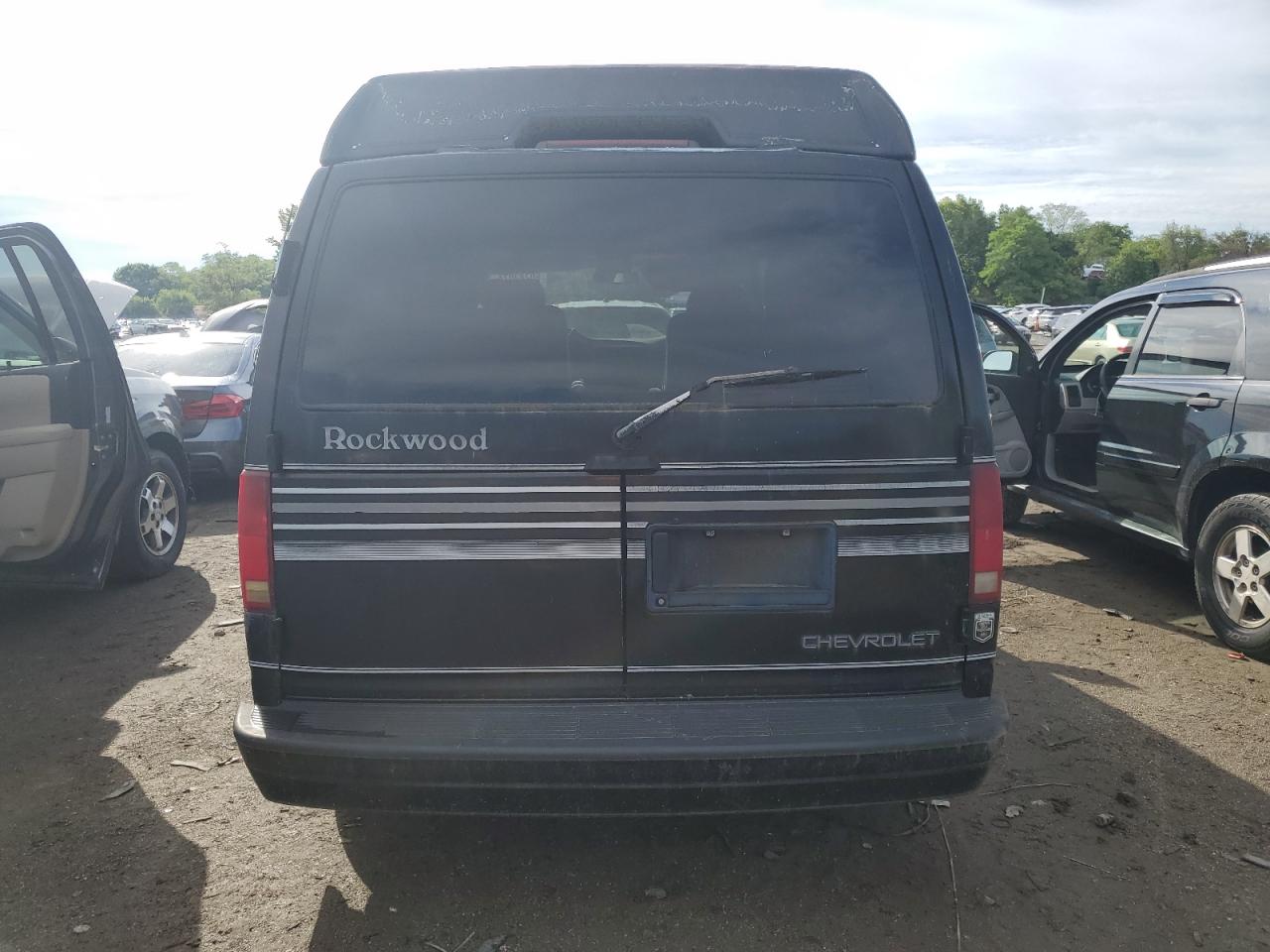 1GBDM19W0TB181035 1996 Chevrolet Astro