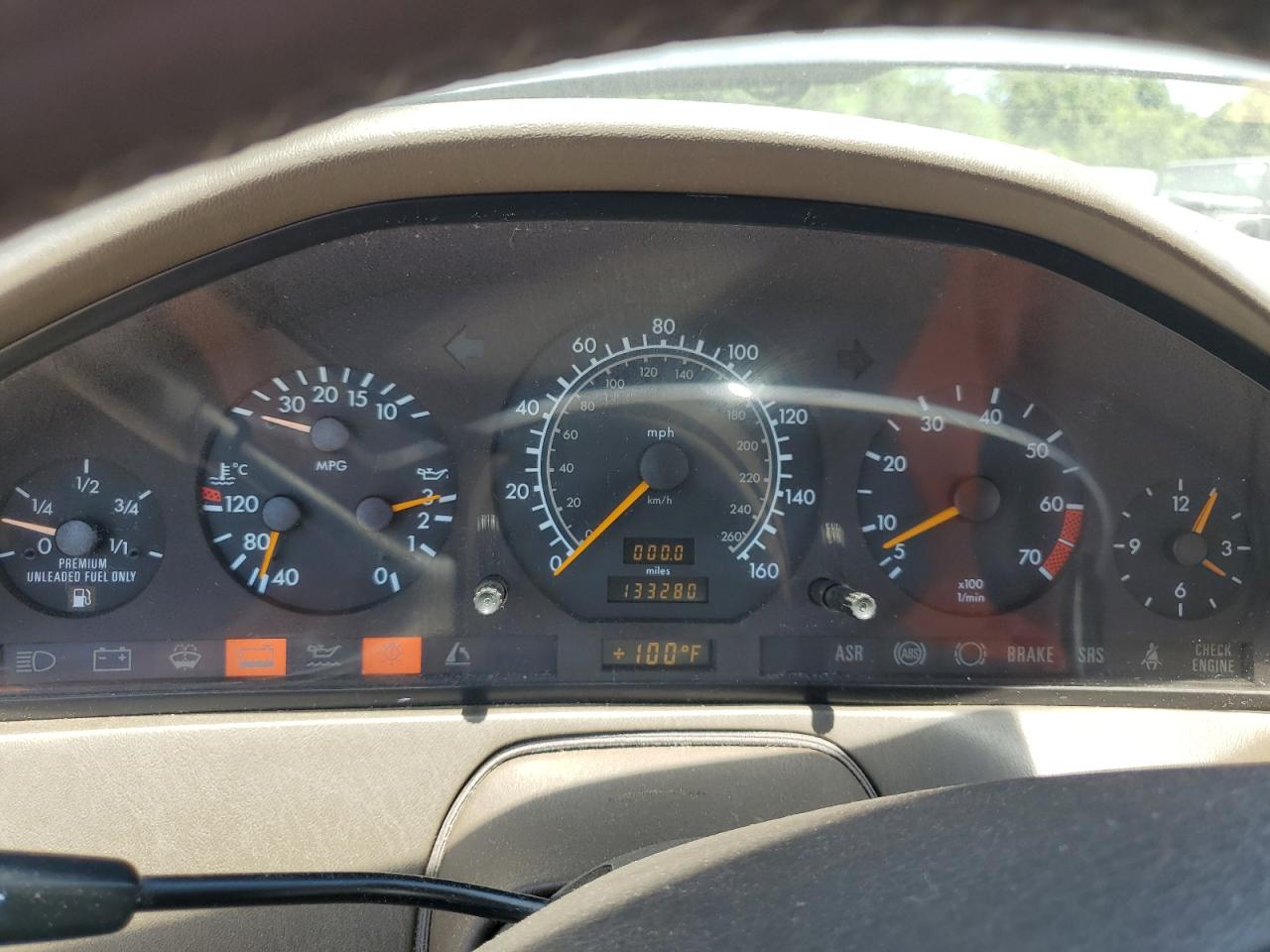 WDBFA67F9VF140698 1997 Mercedes-Benz Sl 500