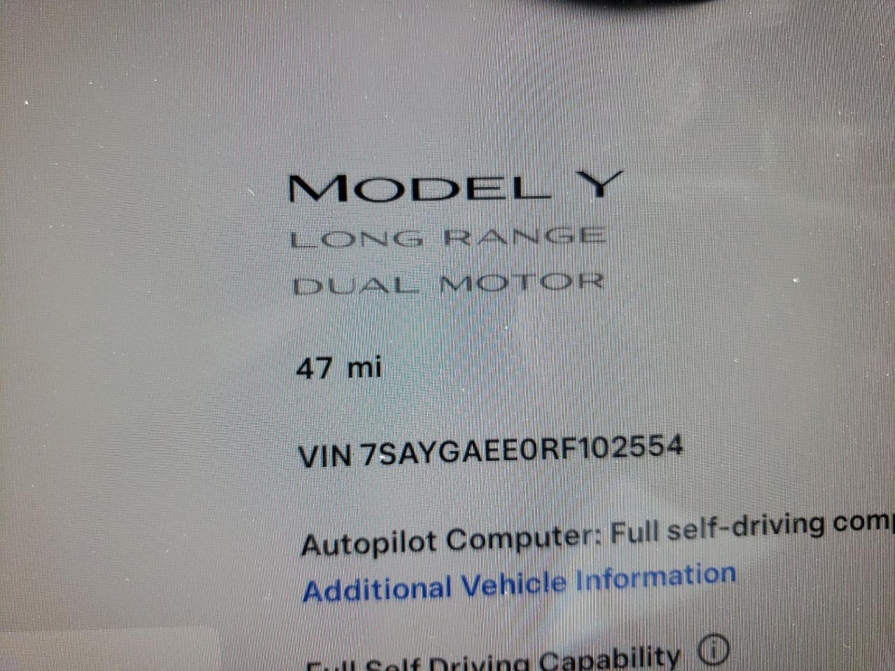 7SAYGAEE0RF102554 2024 Tesla Model Y