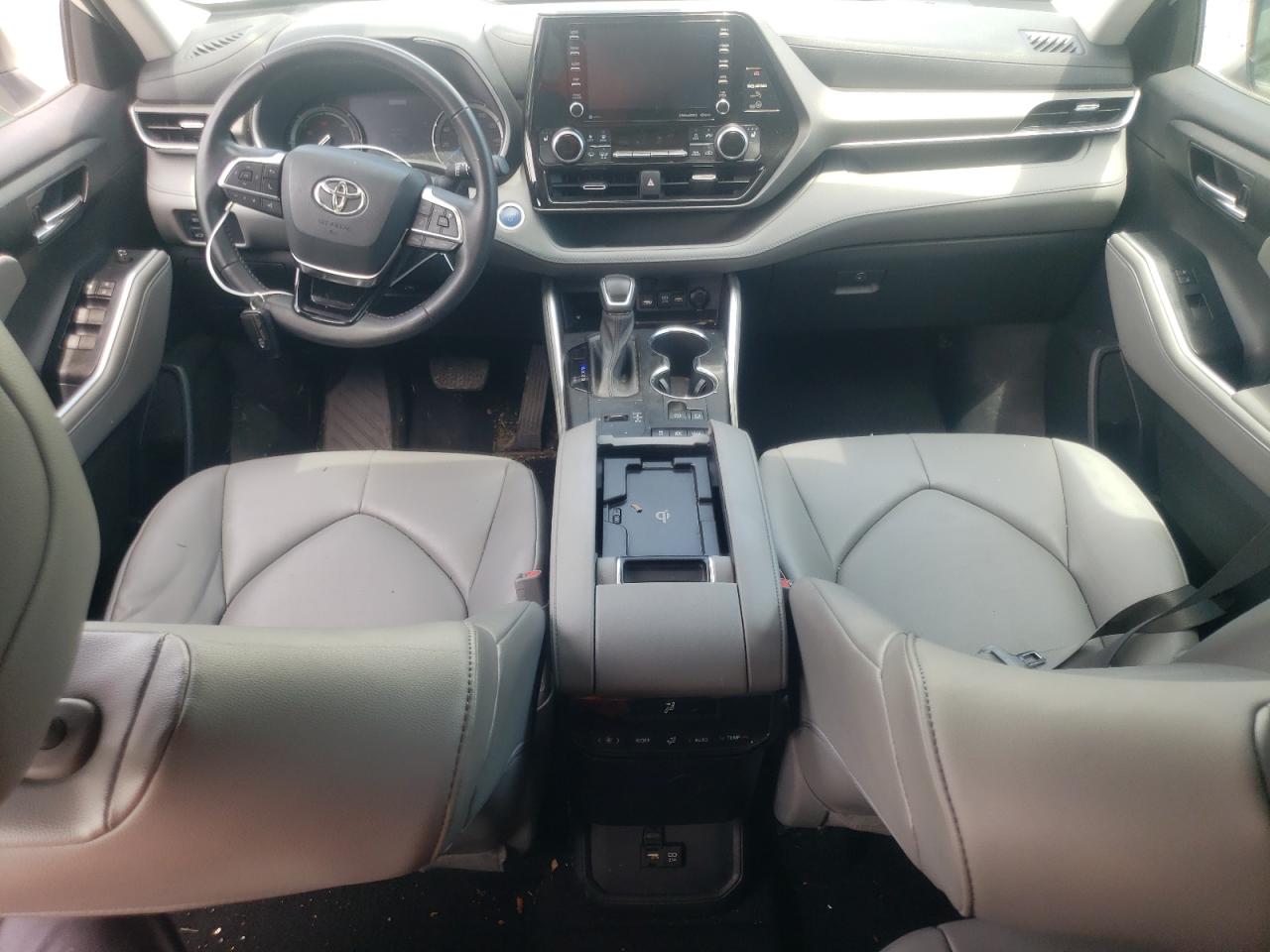 5TDGBRCH2MS038962 2021 Toyota Highlander Hybrid Xle