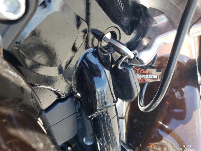 2019 HARLEY-DAVIDSON FLHCS 1HD1YBK66KB017515
