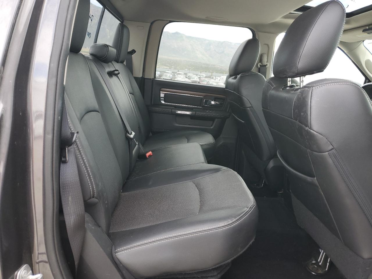 1C6RR7NT9GS249377 2016 Ram 1500 Laramie