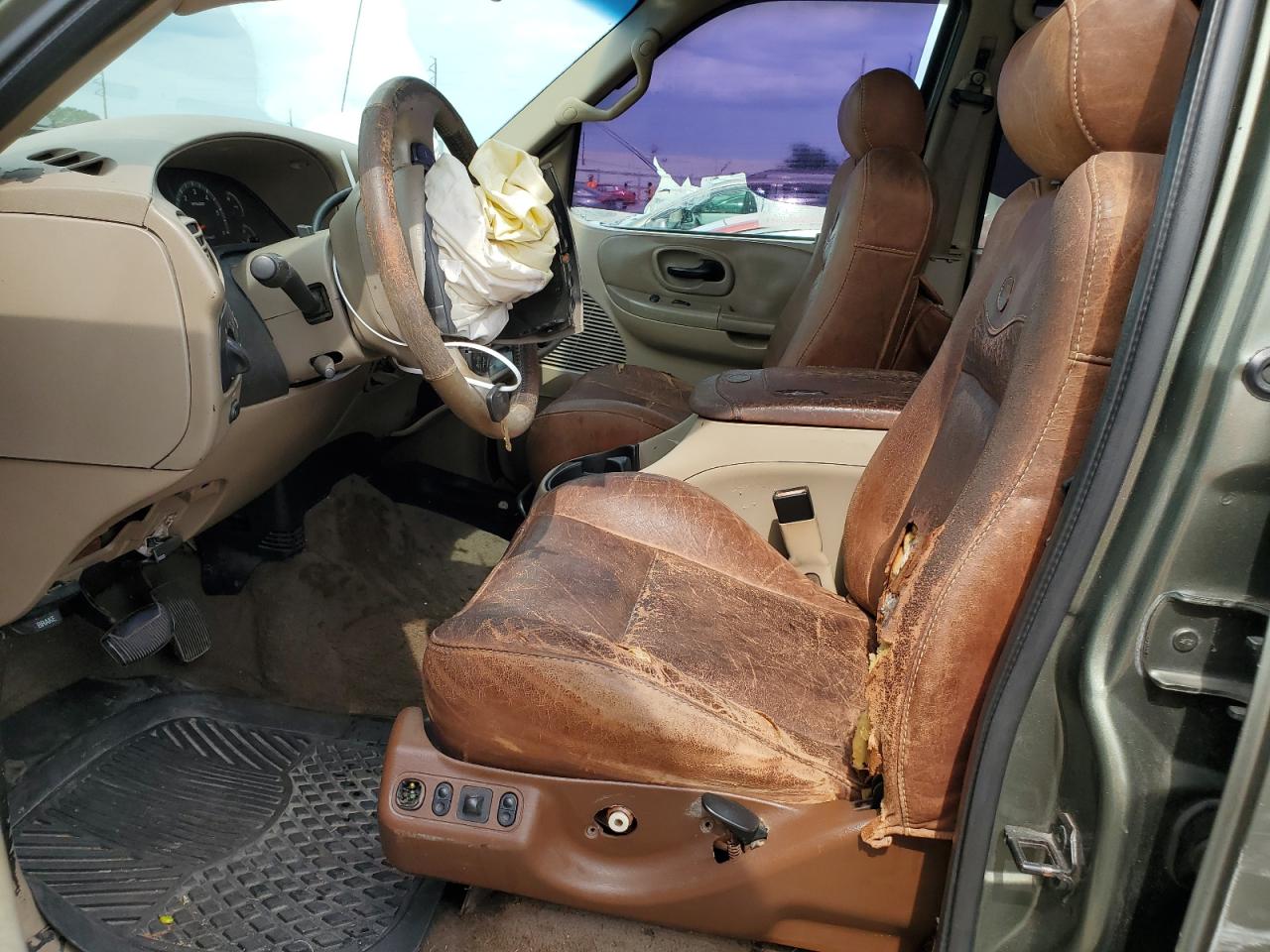 1FTRW08L92KA75212 2002 Ford F150 Supercrew