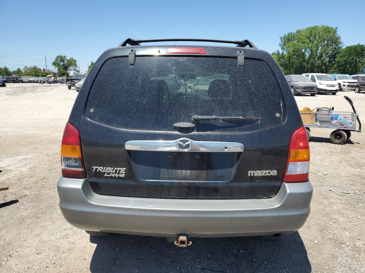 4F2YU08132KM23716 2002 Mazda Tribute Lx