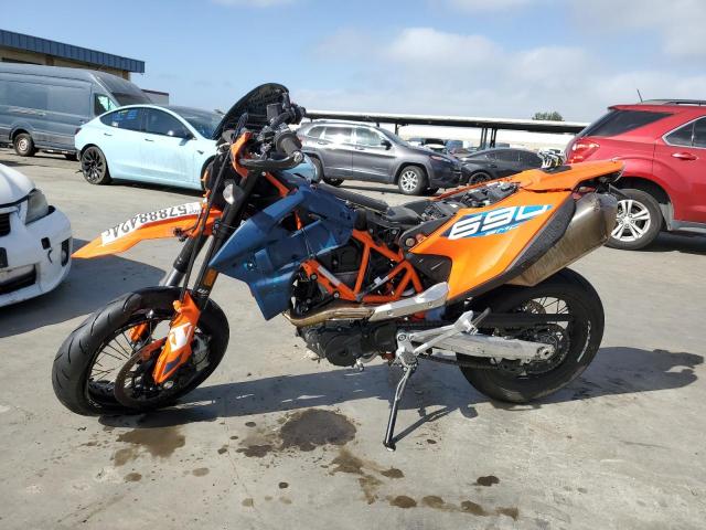 2023 KTM 690 SMC R VBKLSV404PM752977
