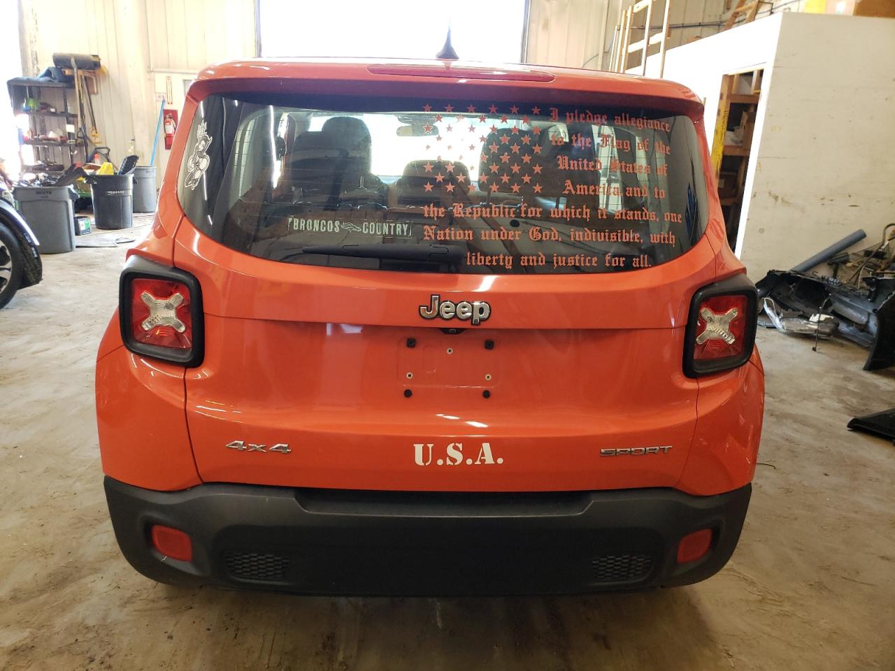 2016 Jeep Renegade Sport vin: ZACCJBATXGPD09526