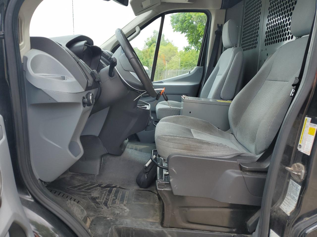 1FTYR2CM0FKA84322 2015 Ford Transit T-250