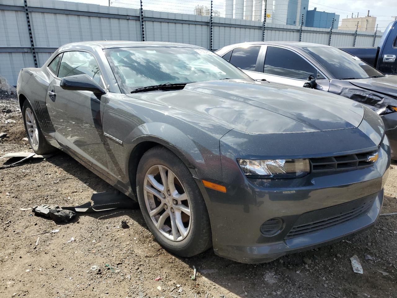 2G1FB1E38F9302981 2015 Chevrolet Camaro Ls