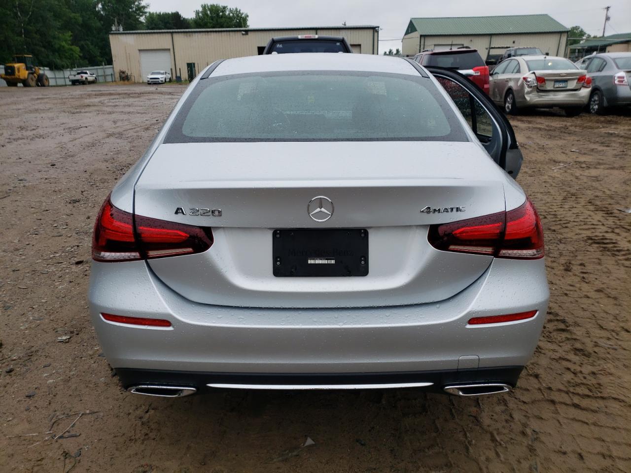 W1K3G4FB8NJ372041 2022 Mercedes-Benz A 220 4Matic