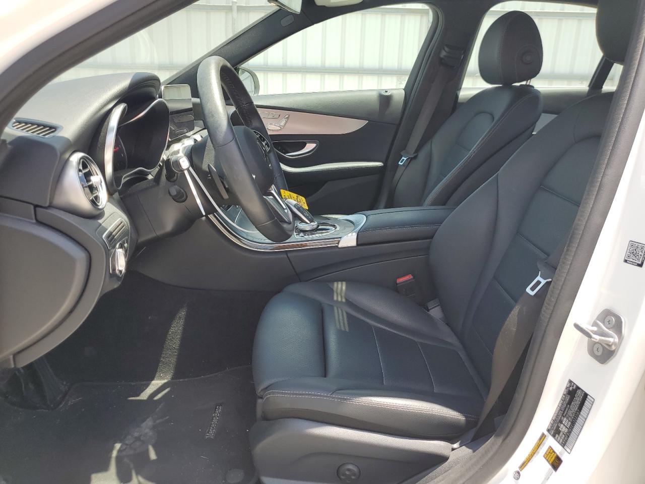 55SWF8DB5KU322087 2019 Mercedes-Benz C 300