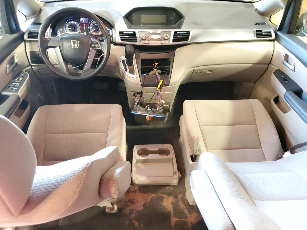 5FNRL5H25CB049735 2012 Honda Odyssey Lx