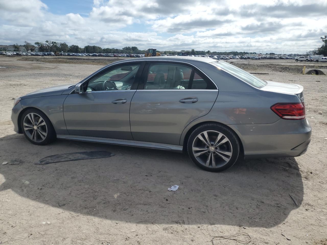 WDDHF5KB1EA956771 2014 Mercedes-Benz E 350