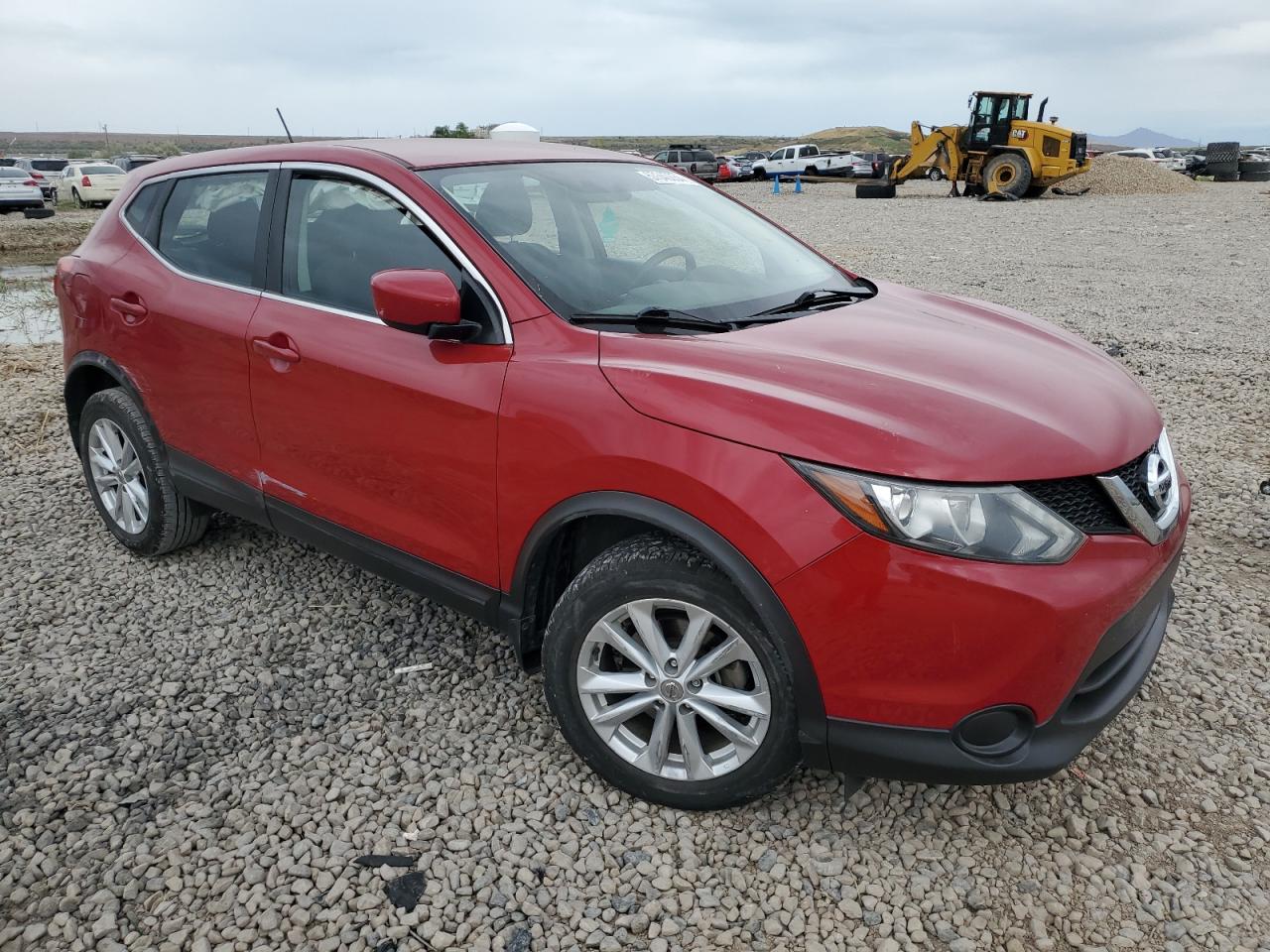 JN1BJ1CP5HW003931 2017 Nissan Rogue Sport S