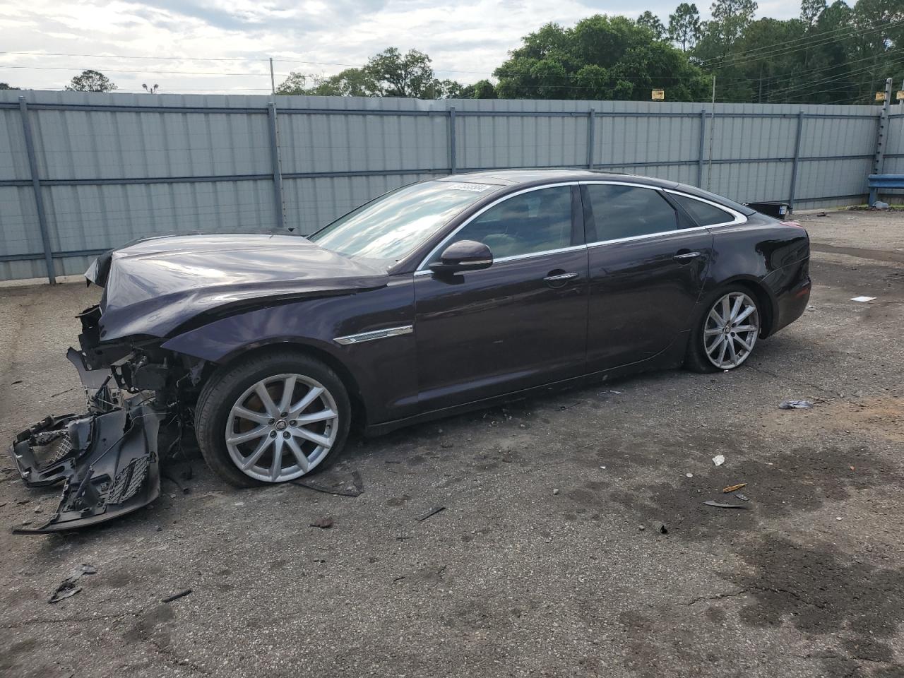 2012 Jaguar Xj vin: SAJWA1CB9CLV32944