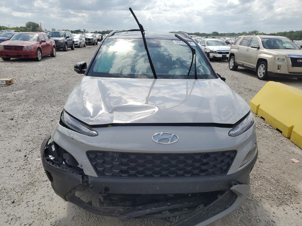 Lot #2824417436 2023 HYUNDAI KONA SEL