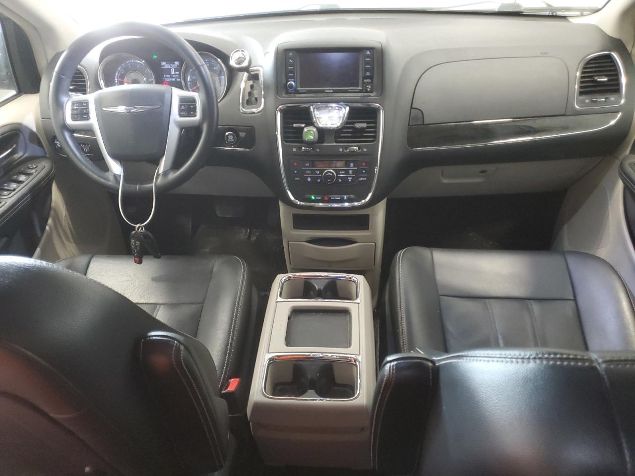 2015 Chrysler Town & Country Touring vin: 2C4RC1BG5FR662380