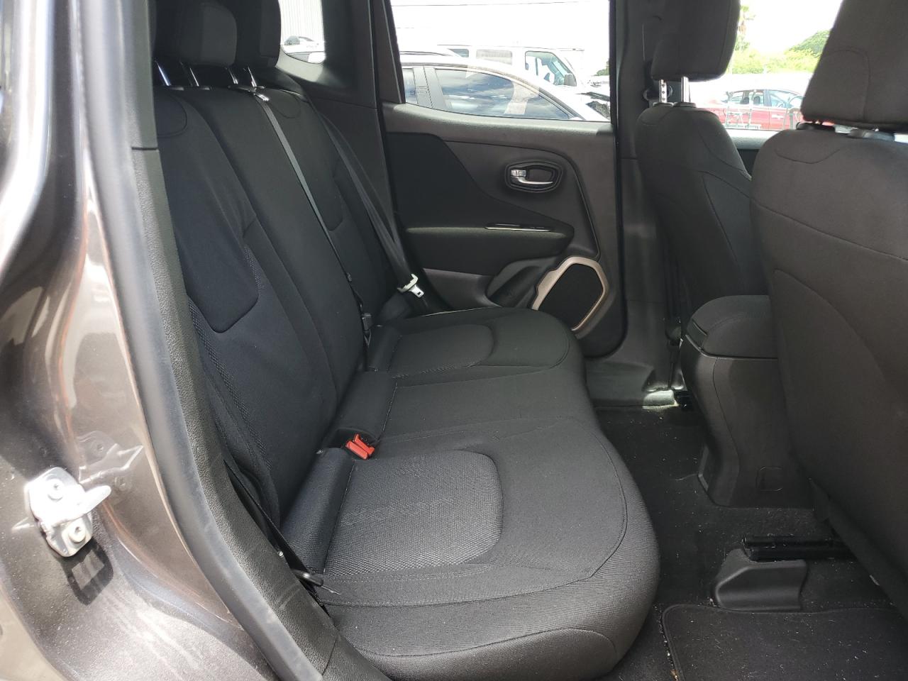 ZACCJAAB7HPE51111 2017 Jeep Renegade Sport