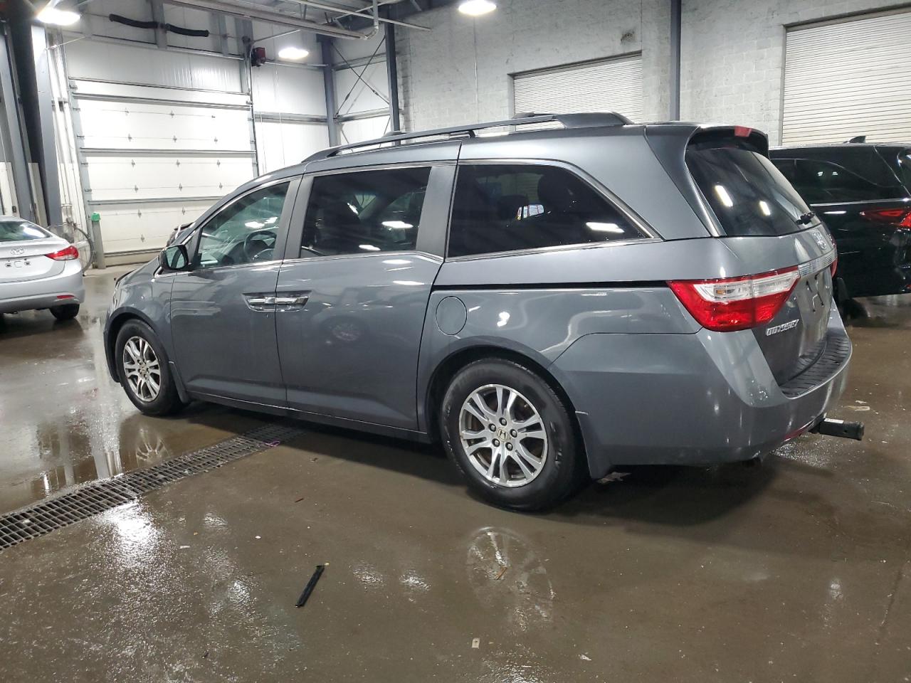 2013 Honda Odyssey Ex vin: 5FNRL5H43DB007521