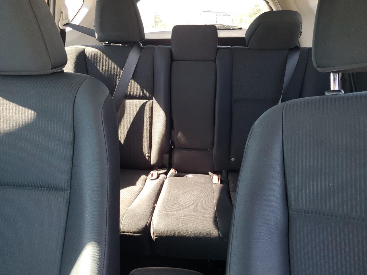 2T3ZFREV5HW391281 2017 Toyota Rav4 Le