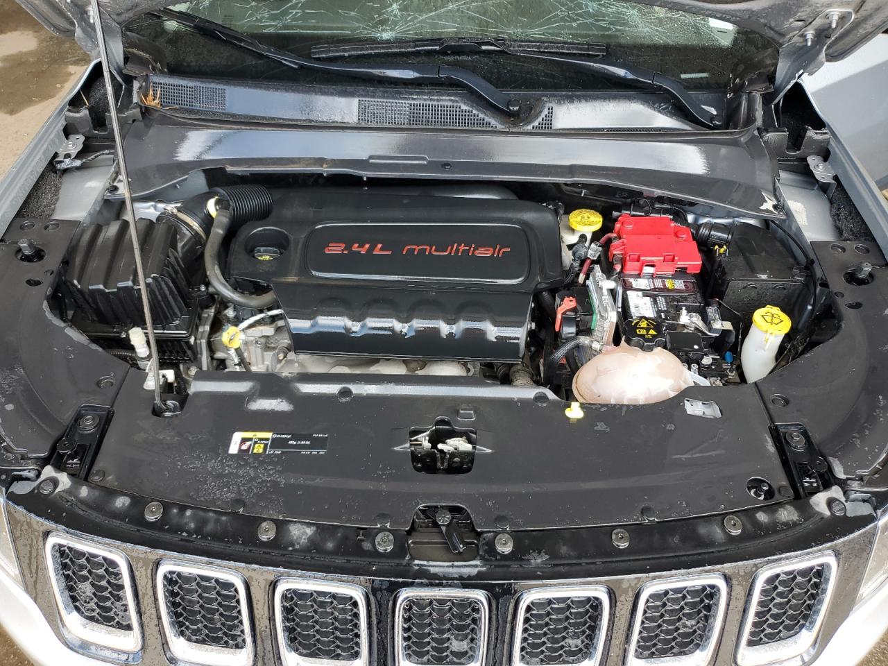 3C4NJCBBXMT585598 2021 Jeep Compass Latitude