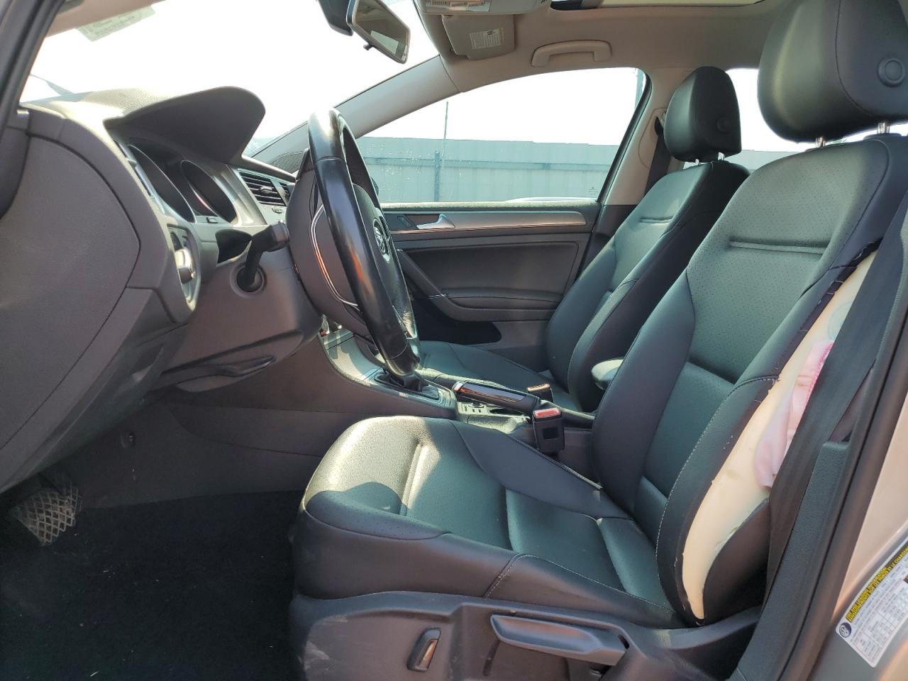 3VW217AU2HM023785 2017 Volkswagen Golf S